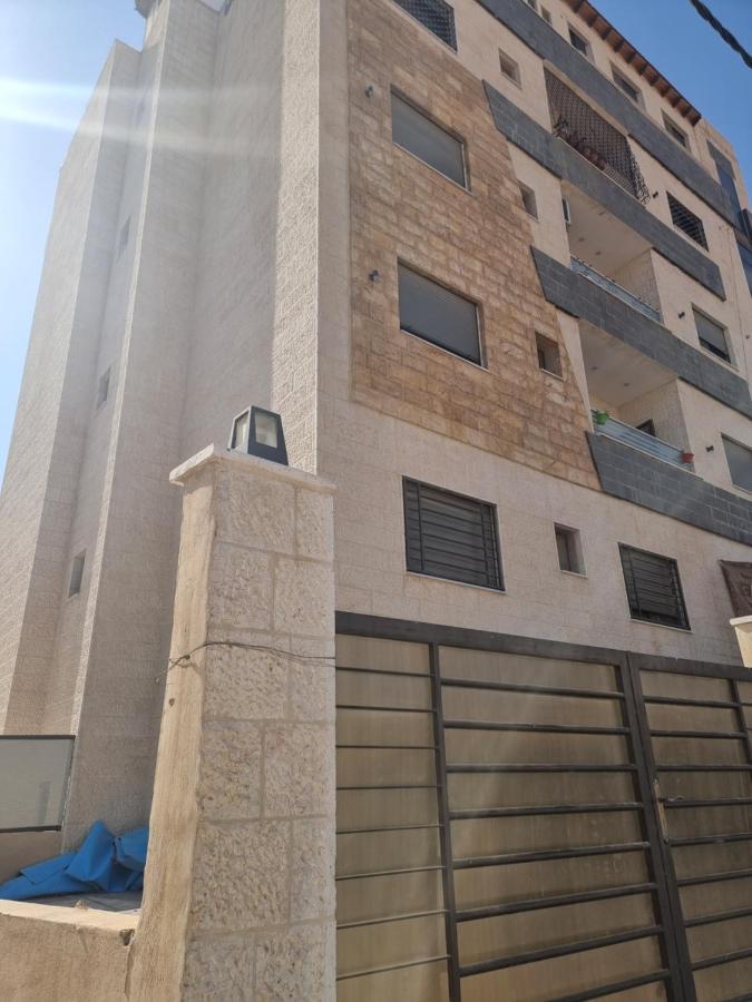 Sbatin Madba Lägenhet Madaba Exteriör bild